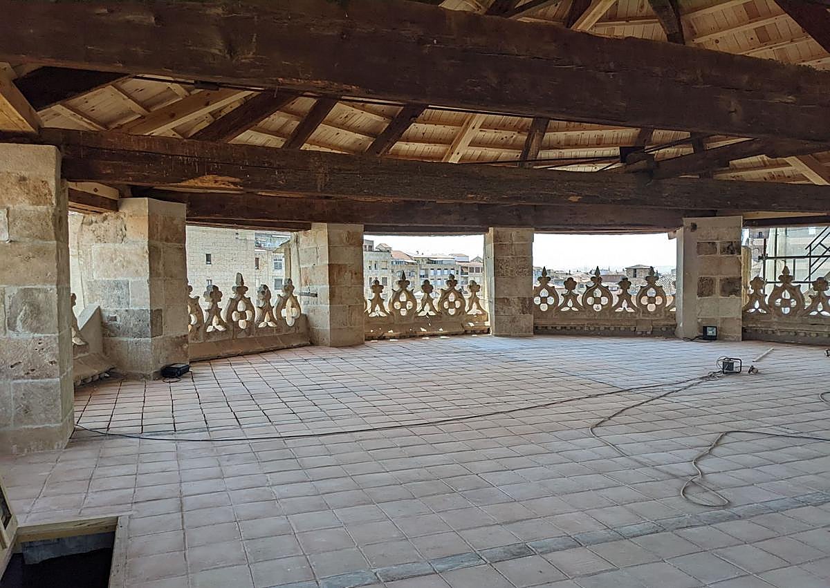 Imagen secundaria 1 - Obras de refuerzo estructural acometidas hace diez años.