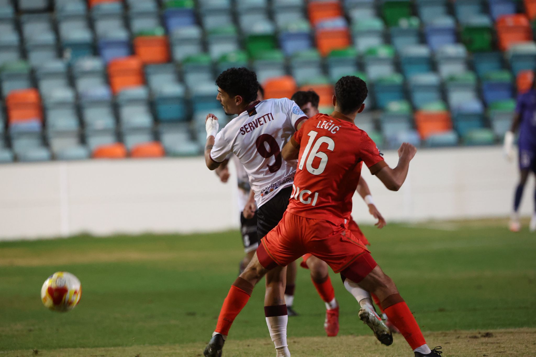 El partido entre el Salamanca CF UDS y el Burgos B, en imágenes