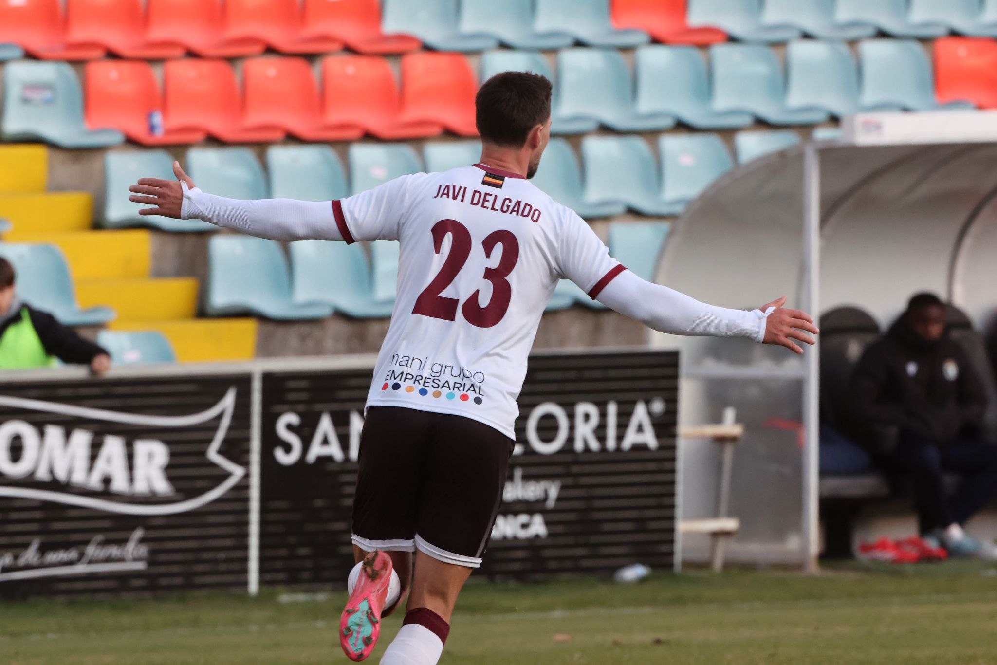 El partido entre el Salamanca CF UDS y el Burgos B, en imágenes
