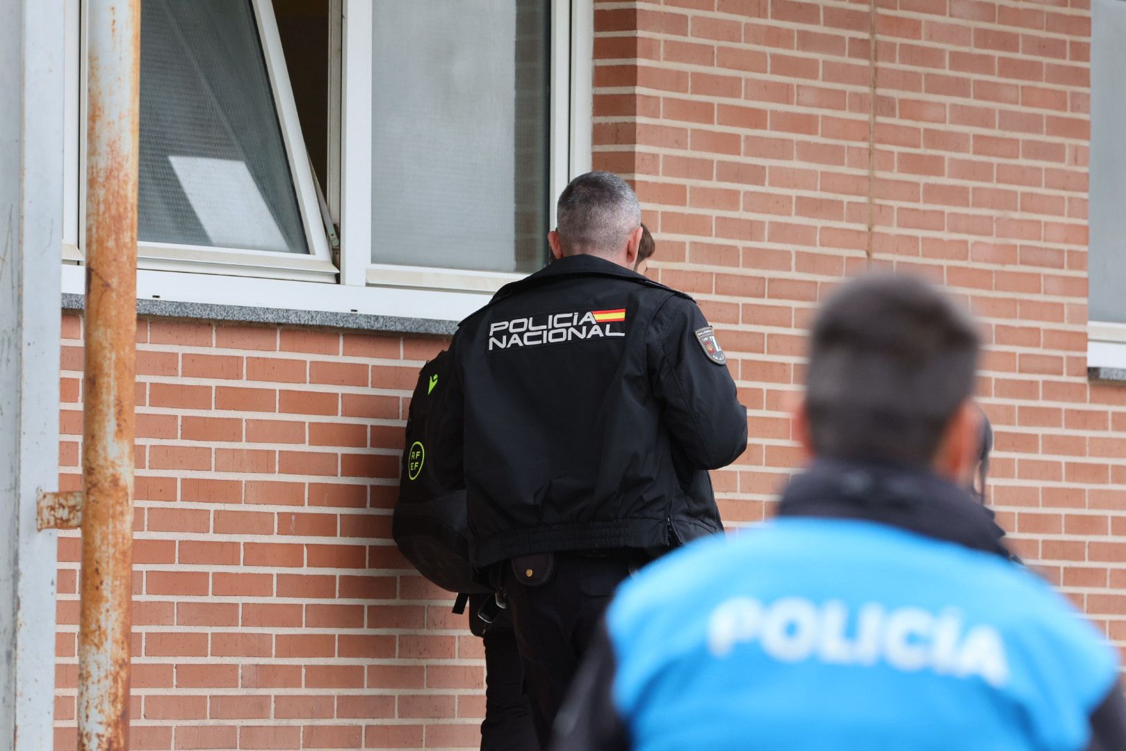 Policía Nacional y Policía Local