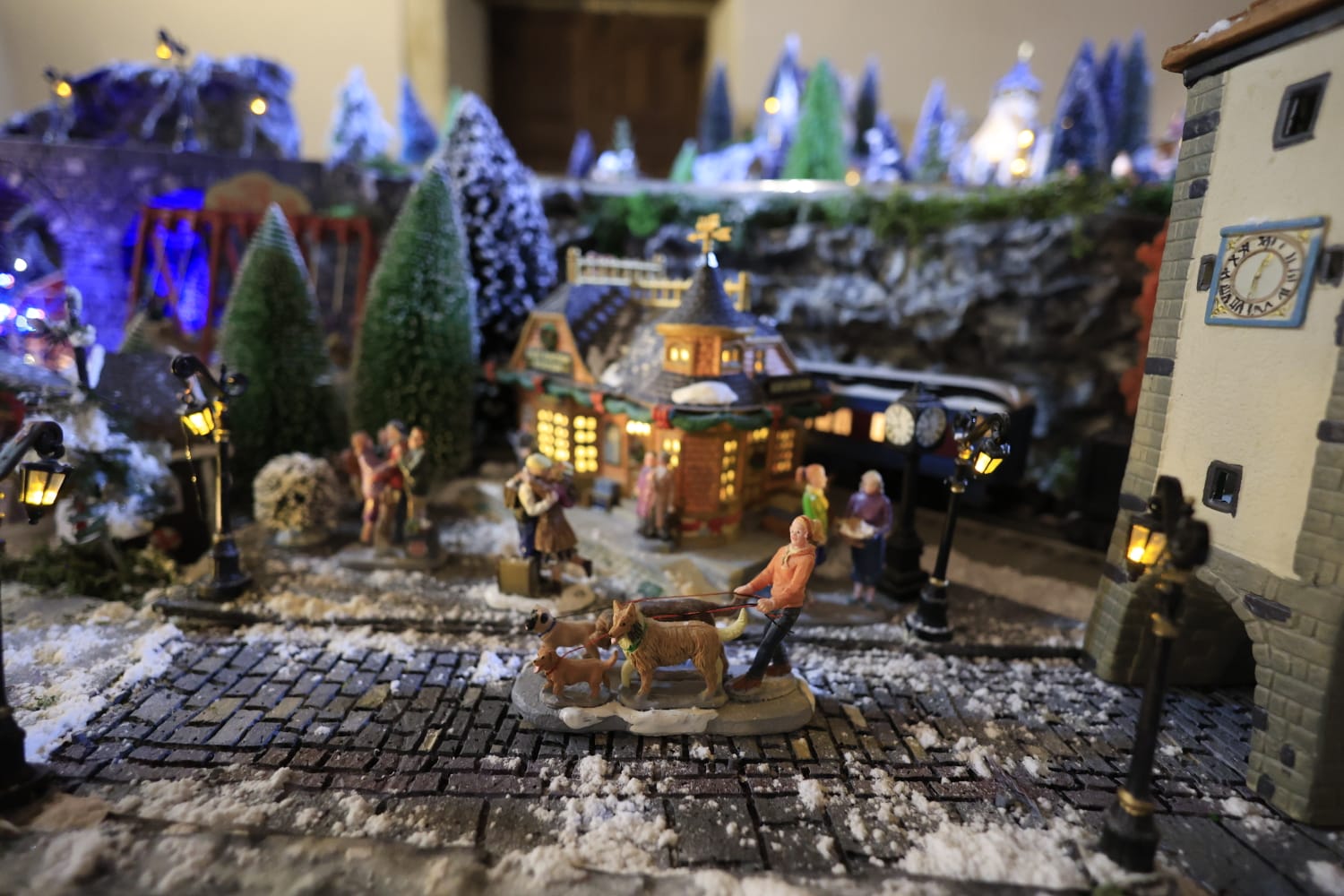 Al detalle: los belenes que construyen la historia de la Navidad