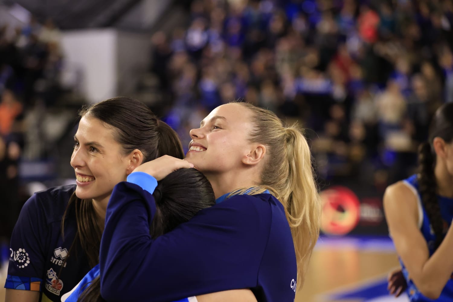 El partido entre Avenida y Valencia Basket, en imágenes