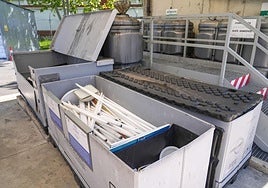 Imagen de archivo de un punto limpio.