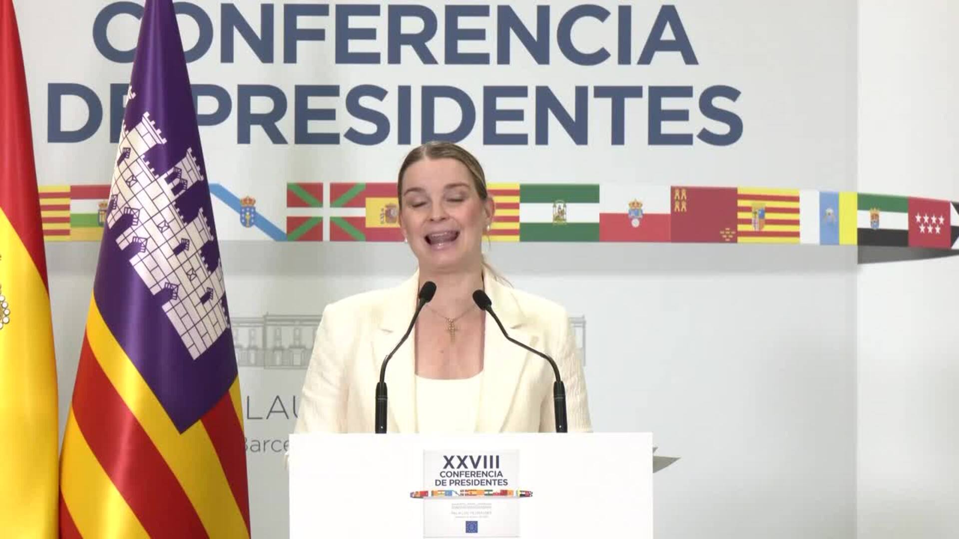 Prohens pide a Sánchez mayor protección de las fronteras para frenar la llegada de migrantes