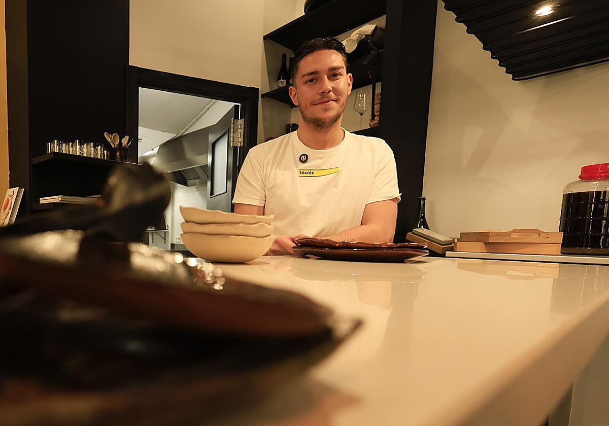 El emprendedor que explora en Salamanca con pasta fresca, vino natural y cerámica propia: «Si vienes a comer a mi casa, yo te la quiero servir»