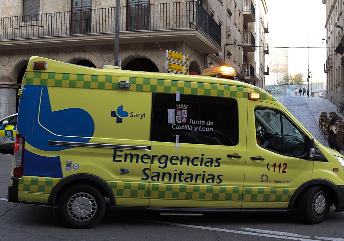 Denuncian la falta de personal en las ambulancias de Salamanca ...