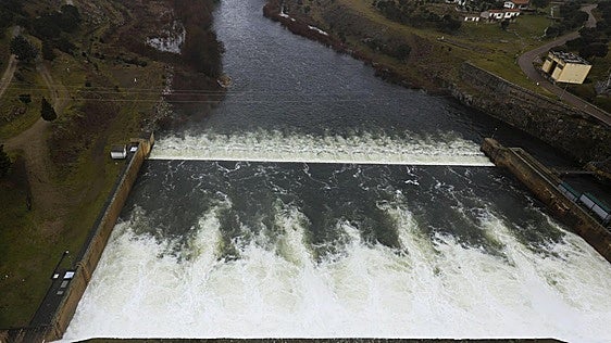 El gran embalse que abastece Salamanca por debajo de su media tras diez días de escasa lluvia en cuatro meses
