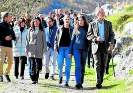 Königsfamilie Ende Oktober in Sotres (Asturien): Harmonie nur Fassade?