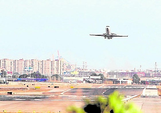 Flughafen von Valencia in der Gemeinde Manises.