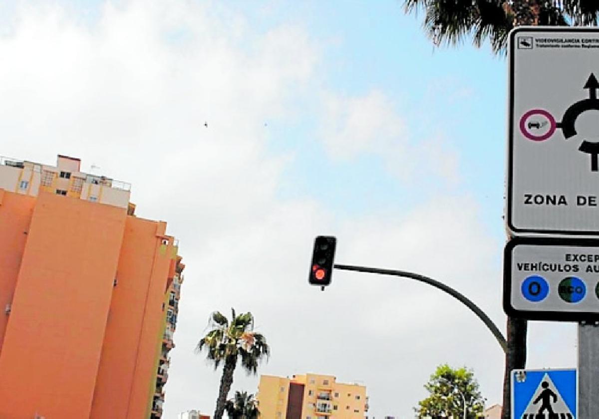Eines der Umweltzonenschilder in Torremolinos.