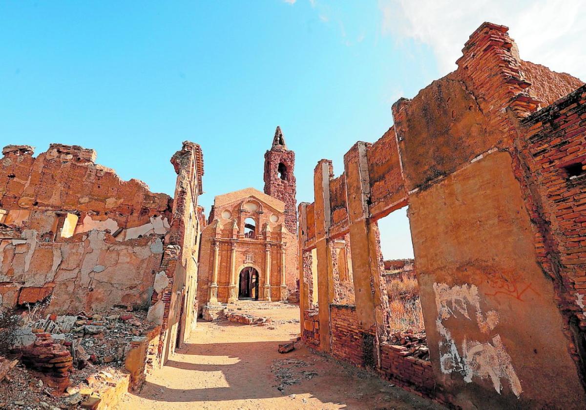 Ruinen des alten Belchite (Zaragoza), einem Symbol der Zerstörung durch den Bürgerkrieg.