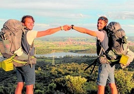 Adrián Ruiz und Andrea Martello sind die beiden jungen Menschen, die sich auf den 'Pfad der Entdeckung' begeben werden.