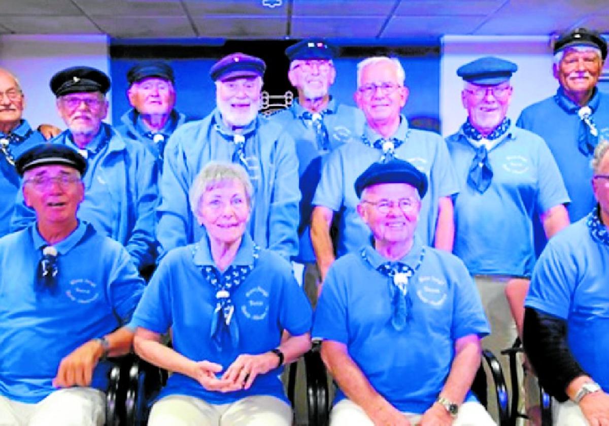 Die Blauen Jungs aus Torrox waren nach dem erfolgreichen Auftritt sichtlich erfreut.
