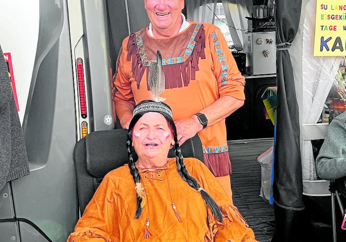 'Jecken' vom Campingplatz Laguna Playa trafen sich zur lustigen Karnevalsfeier