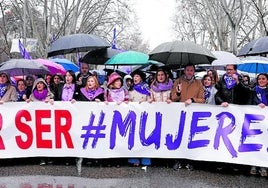 Zwei Märsche zum Weltfrauentag