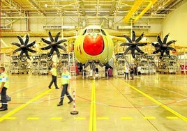 Flugzeugmontage in der Anlage Airbus Military in Sevilla.
