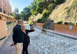 Ana Mula besucht die Calle Tomillo während der Renovierungsarbeiten.