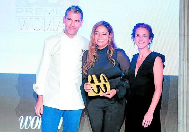 María Marte erhält den Premio Woman Madrid 2018.