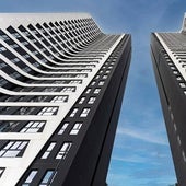 Die neuen, im Volksmund 'Türme von Martíricos' genannten Wohnblocks neben dem Rosaleda-Stadion, wo bereits mehr als 100 Touristenappartments angemeldet sind. .