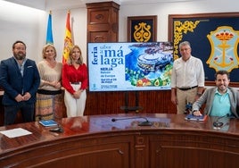 Präsentation der gastronomischen Initiative im Rathaus von Nerja.