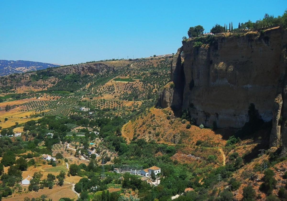 Von Rondas Schlucht aus am Guadiaro entlang