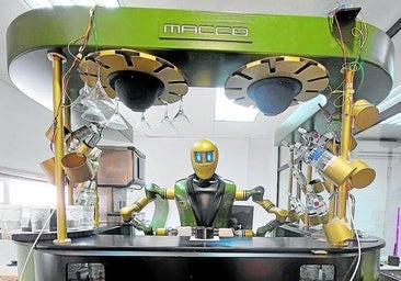 Prototyp des humanoiden Roboters der Firma Macco Robotics aus Málaga.