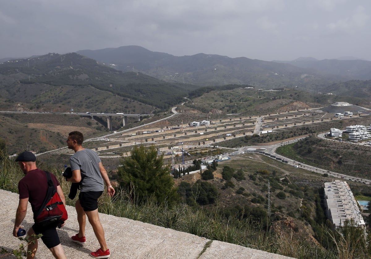 Málaga erneuert seinen Wiederaufforstungsplan und will in vier Jahren 30 Wald- und Stadtparks grüner machen