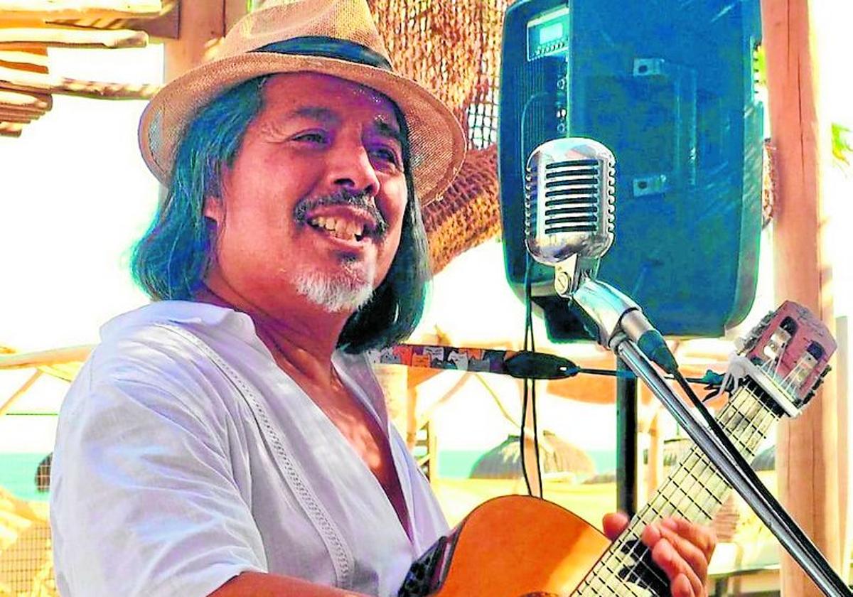 Zur Eröffnung der Saison gibt es Live-Musik von Johny Chiu.