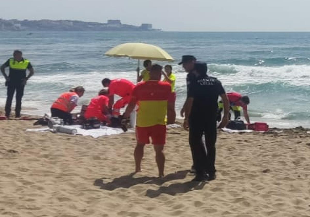 Am Strand wurden sofort Wiederbelebungsmaßnahmen durchgeführt werden.