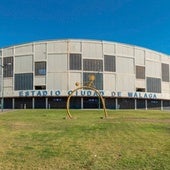 Bild der Hauptfassade des Leichtathletikstadions in Málaga.