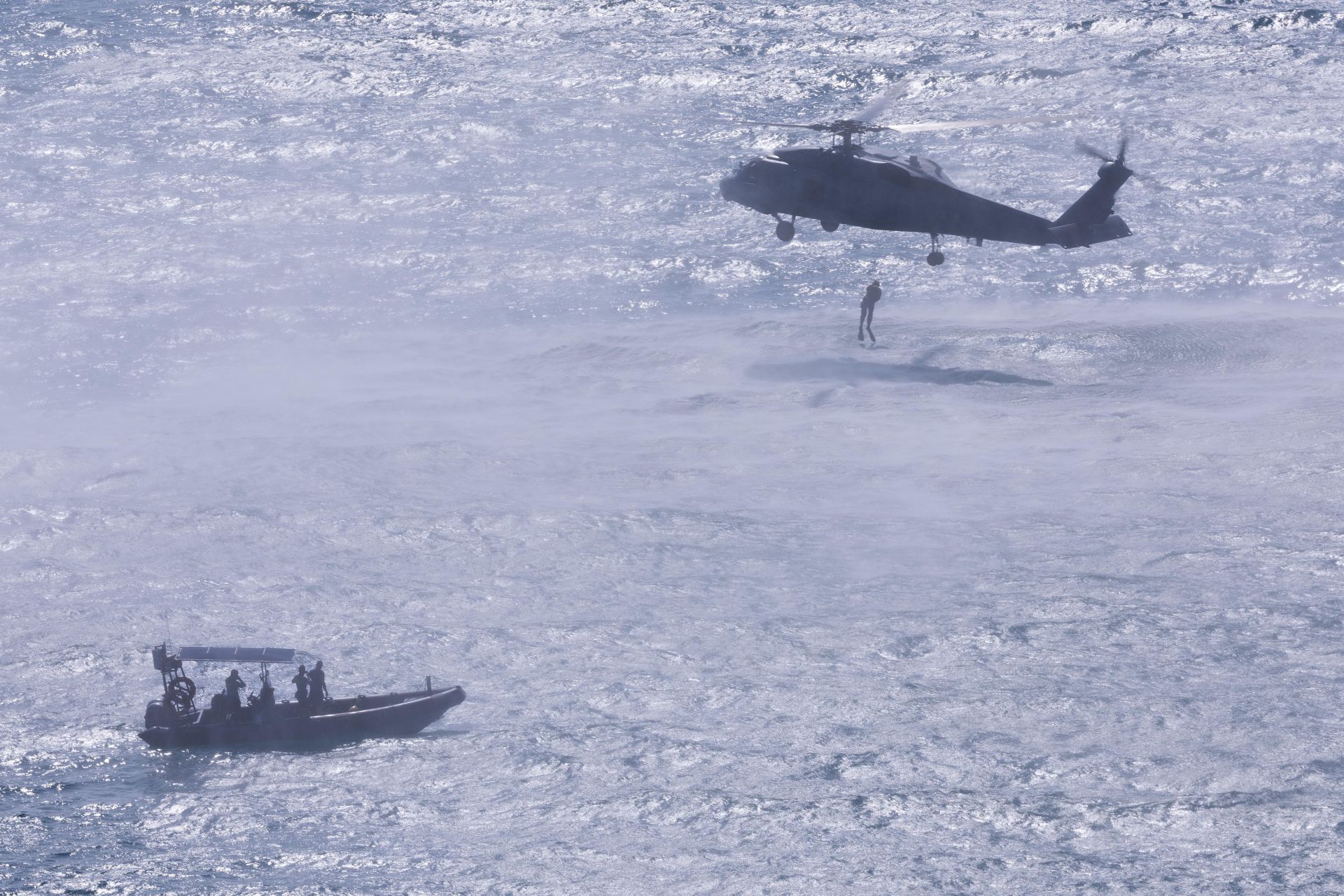 Die Militärschau am Strand von Málaga in Fotos