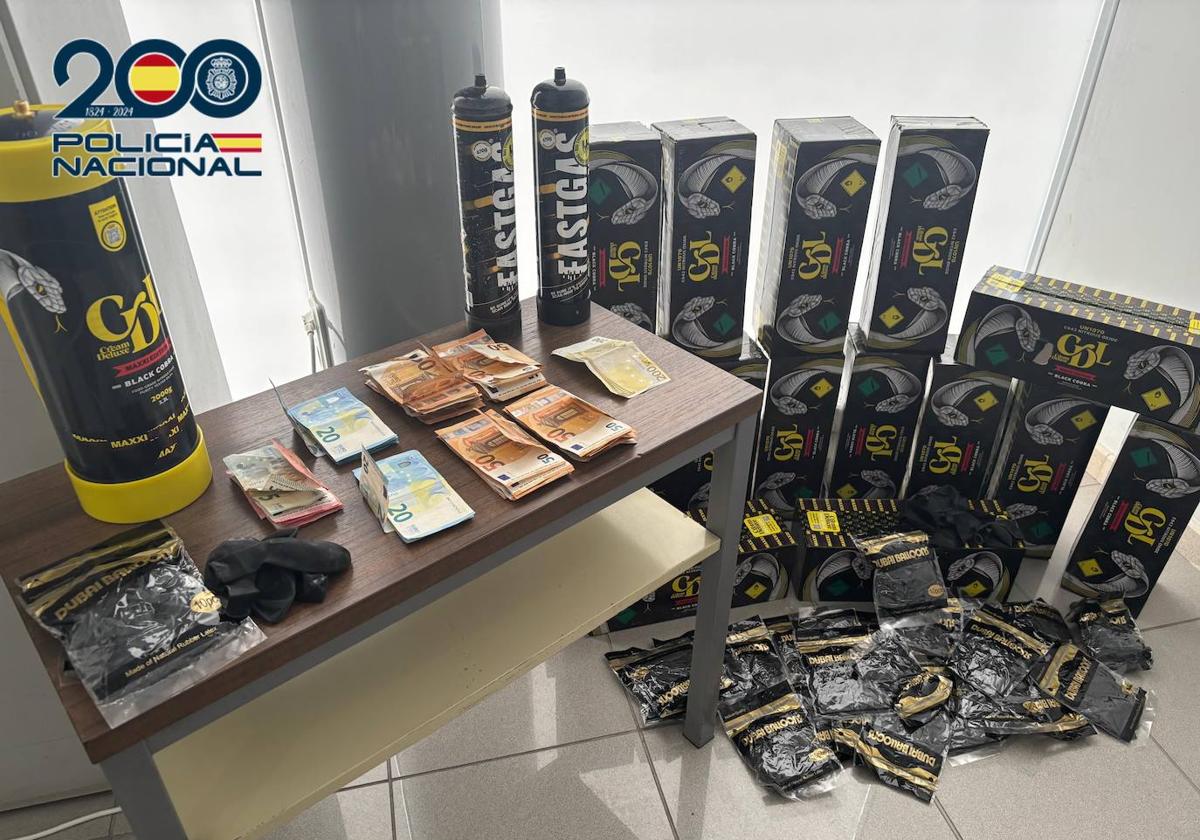 Drei Jugendliche in Ronda mit 18 Flaschen Lachgas festgenommen, die sie auf Partys verteilen wollten