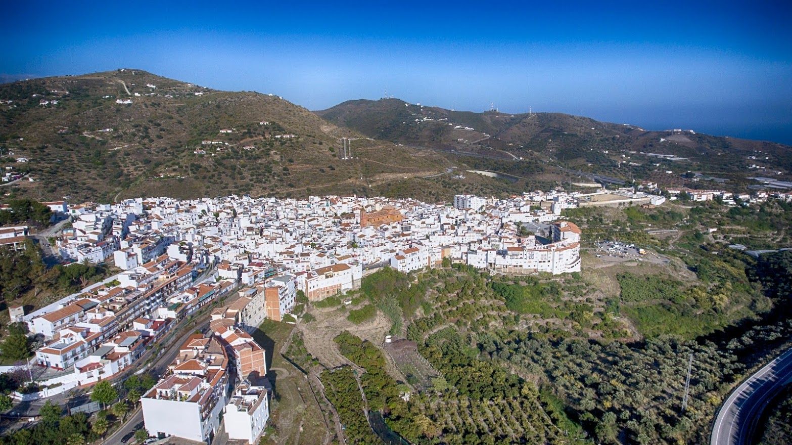 Die Führugen gehen durch Torrox Pueblo.