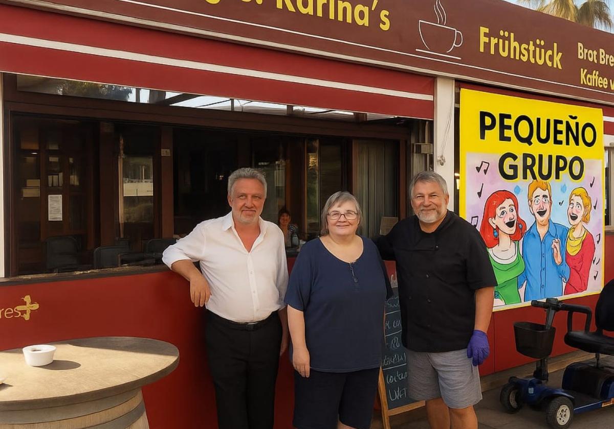Wolfgang und Karina (v. r.) vor ihrem Backstübel.
