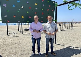 Auch eine Kletterwand bereichert die Sportanlage am Strand.