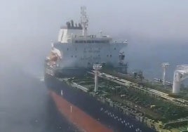 Das Handelsschiff, das den treibenden Taucher am Freitag vor der Küste von Caleta de Vélez entdeckte.