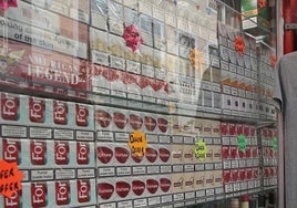 Neues Anti-Tabak-Gesetz verbietet Rauchen und Dampfen auf Restaurantterrassen im Freien