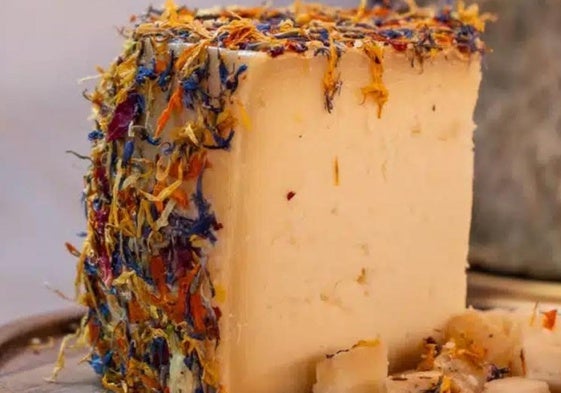 Alle auf dem Markt angebotenen Käsesorten sind handwerklich zubereitet.