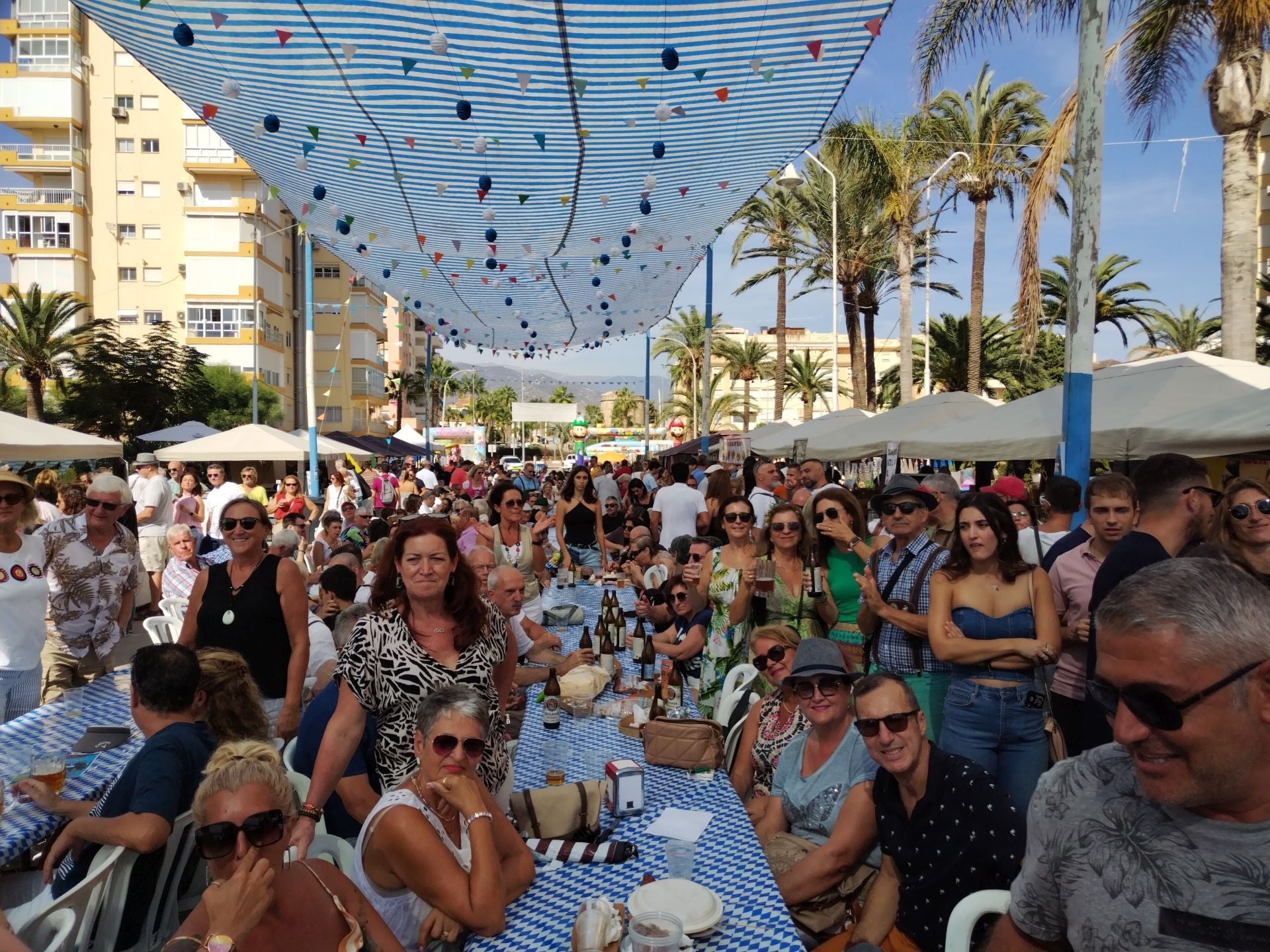 Auf dem Oktoberfest von Algarrobo Costa herrscht jedes Jahr ausgelassene Feierstimmung.