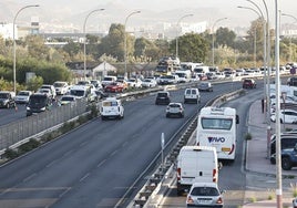Verkehrskollaps in der Nähe der Unfallstelle.