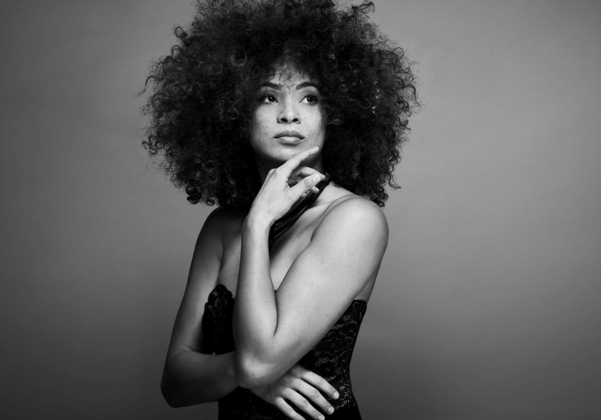 Die Sängerin und Pianistin Kandace Springs wird das Festival am 3. November eröffnen.
