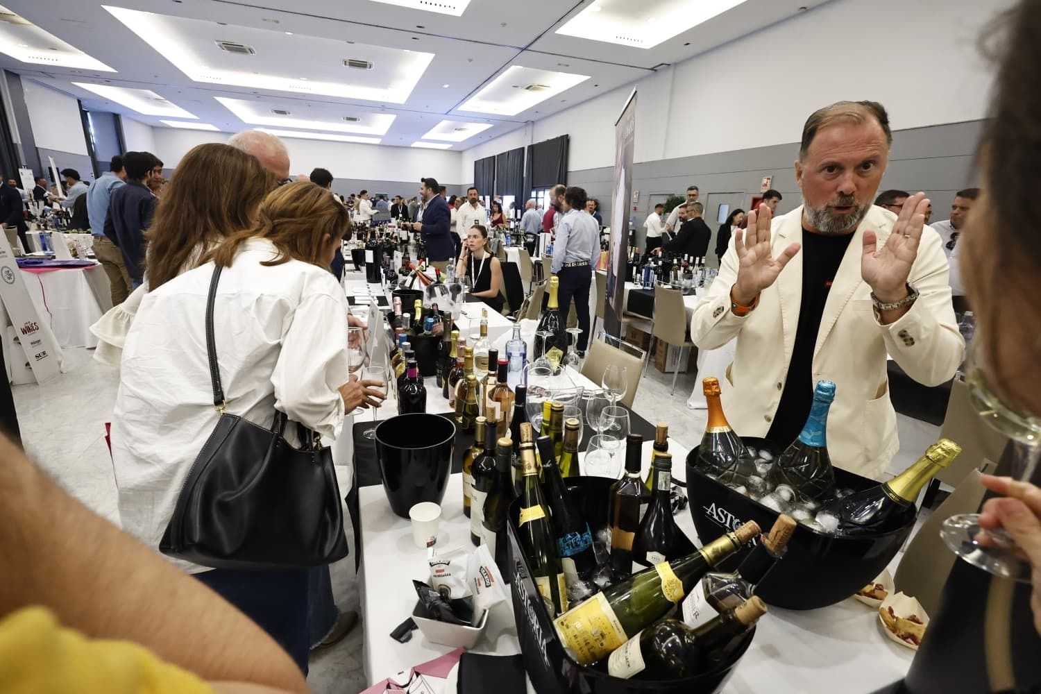 Die besten Fotos von SUR Wines & Gourmet 2025