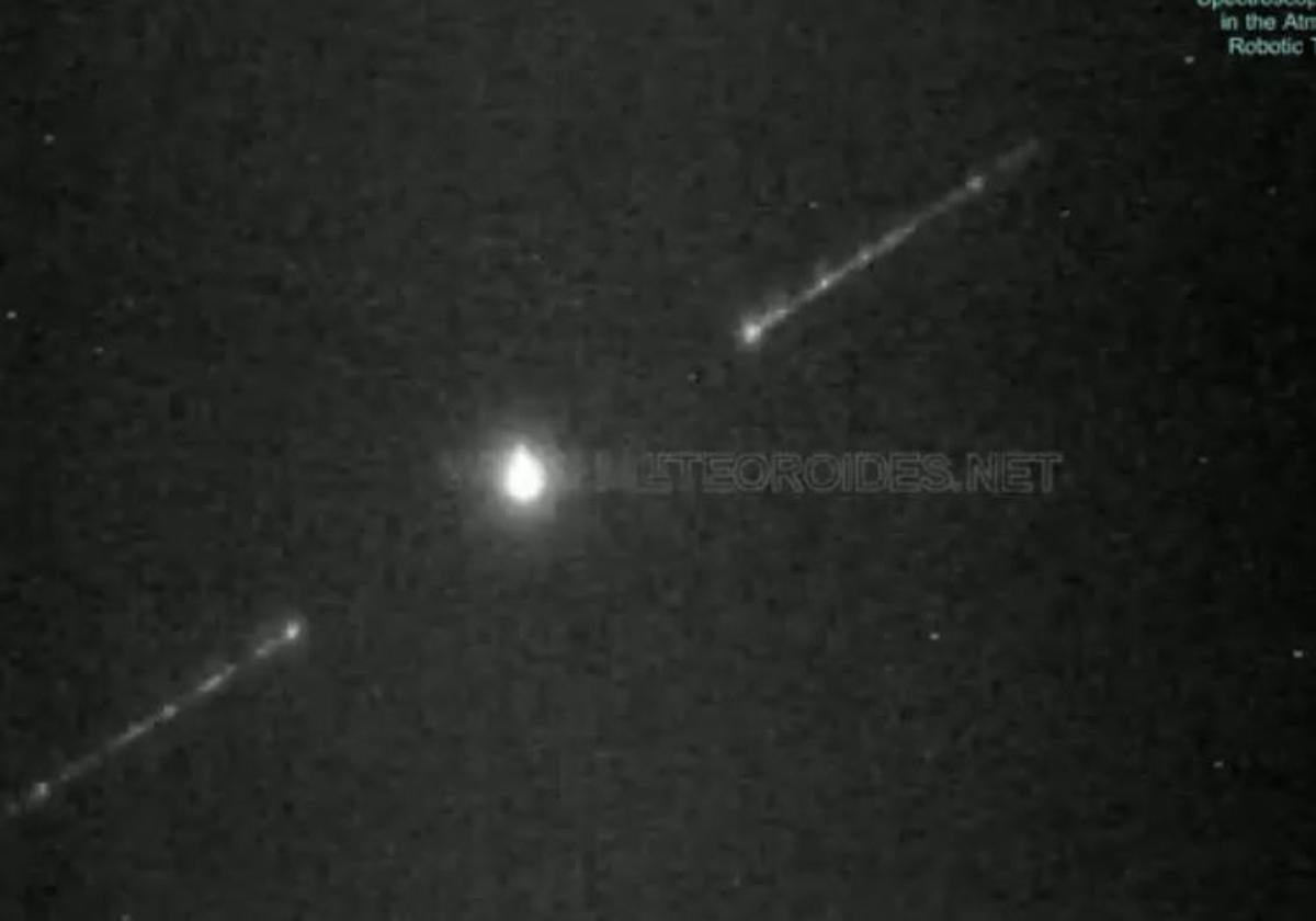 Leuchtender Feuerball zieht über den Himmel von Málaga und verlöscht in Villanueva de la Concepción