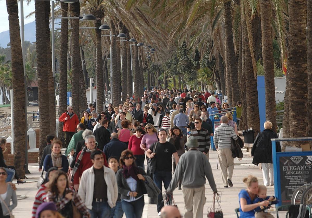 2025 ist die Einwohnerzahl um 5.300 Menschen gewachsen.