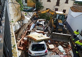 Durch einen kleinen Tornado in Gibraleón (Huelva) verursachte Zwischenfälle, bei denen eine Person verletzt wurde.