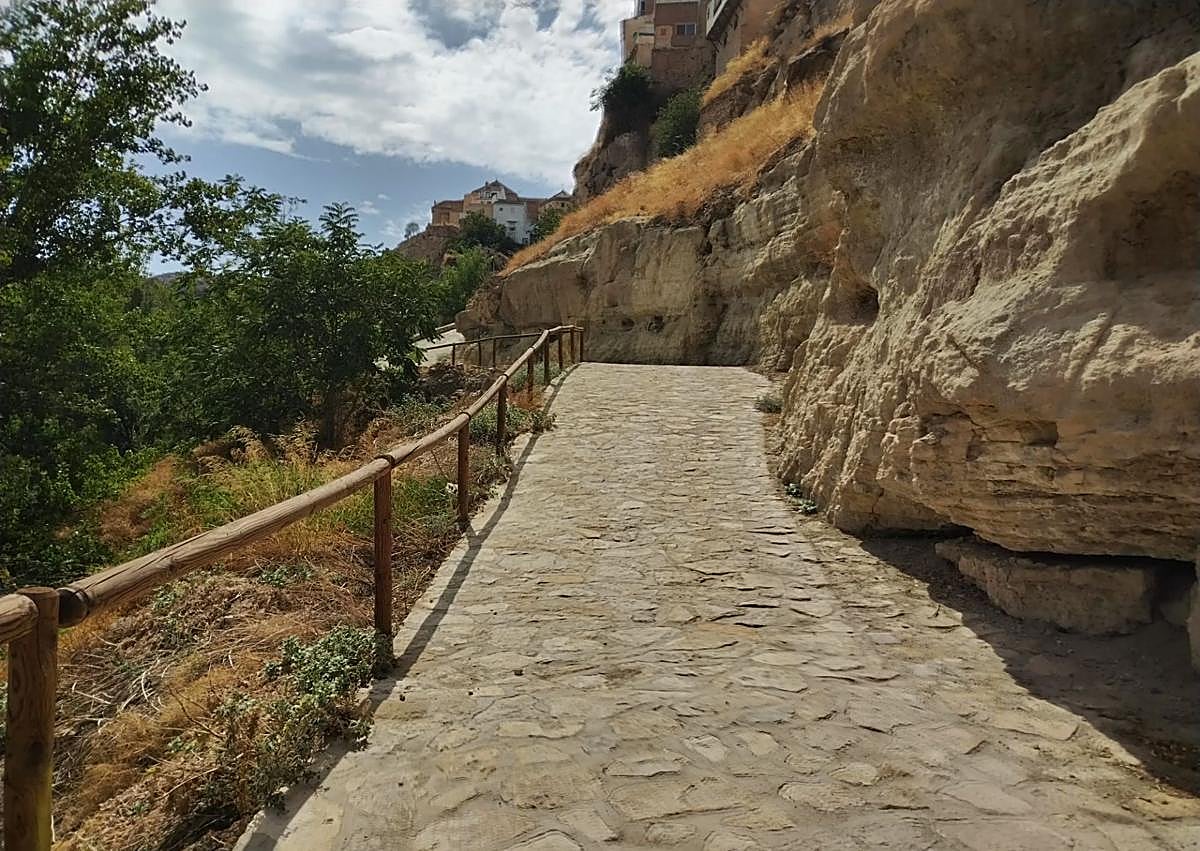 Imagen secundaria 1 - Alhama de Granada – Wo Wasser, Felsen und Geschichte verschmelzen