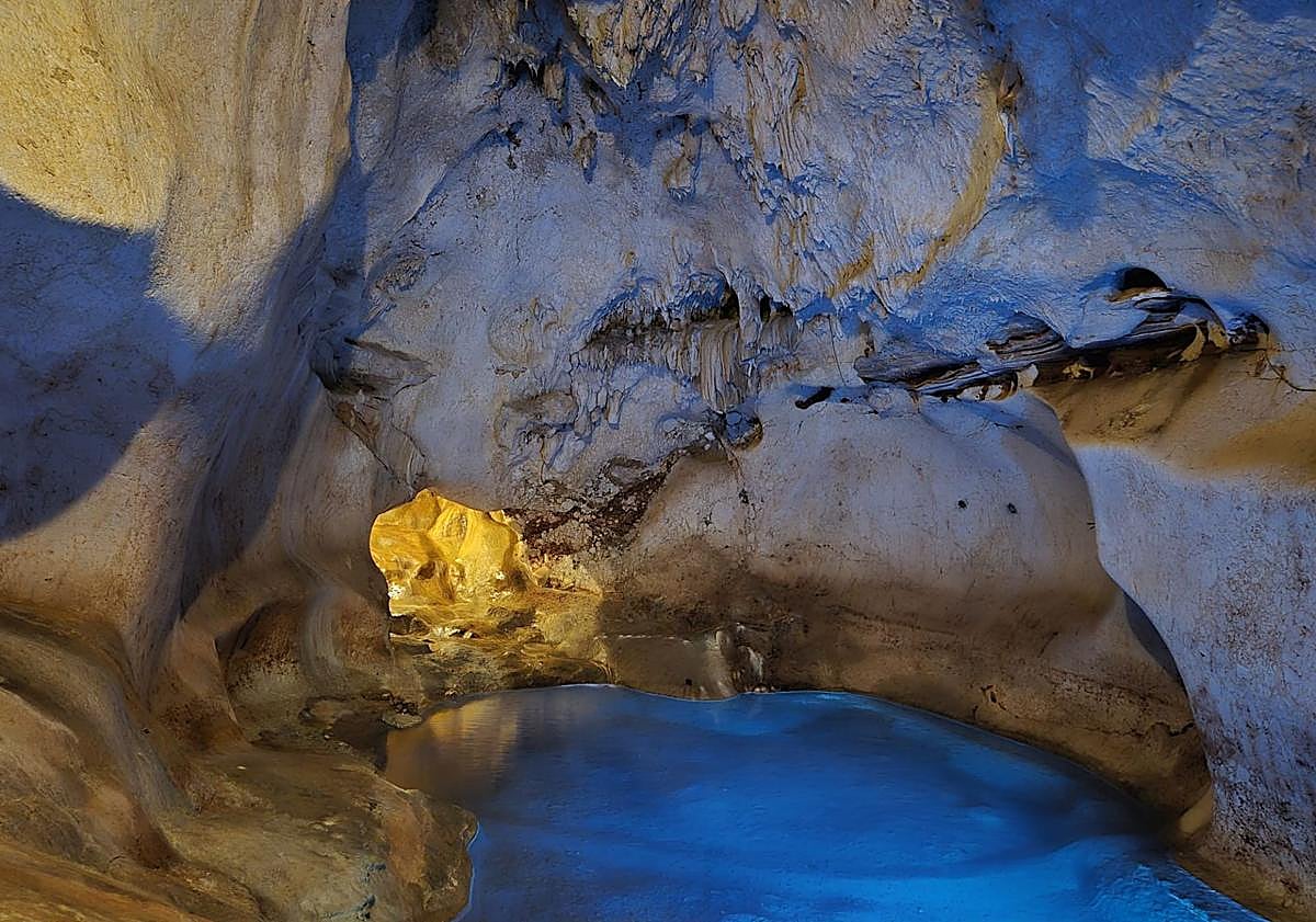 Imagen principal - Die Cueva del Tesoro – Ein unterirdisches Juwel an der Costa del Sol