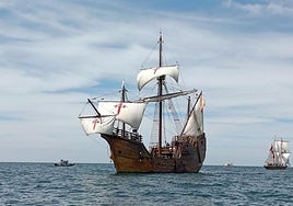 Nachbildung von Kolumbus´ Schiff Nao Santa María legt zum ersten Mal in Fuengirola an