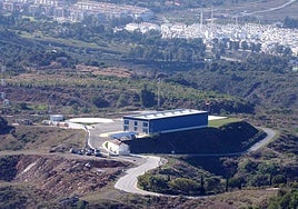Der Hubschrauberlandeplatz befindet sich auf einem fast 14.000 Quadratmeter großen Grundstück in Los Machones Altos.