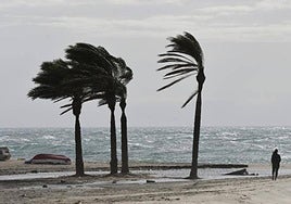 Wetterumschwung in Andalusien: Neue Front bringt Regen und Warnungen vor starkem Wind und Wellen